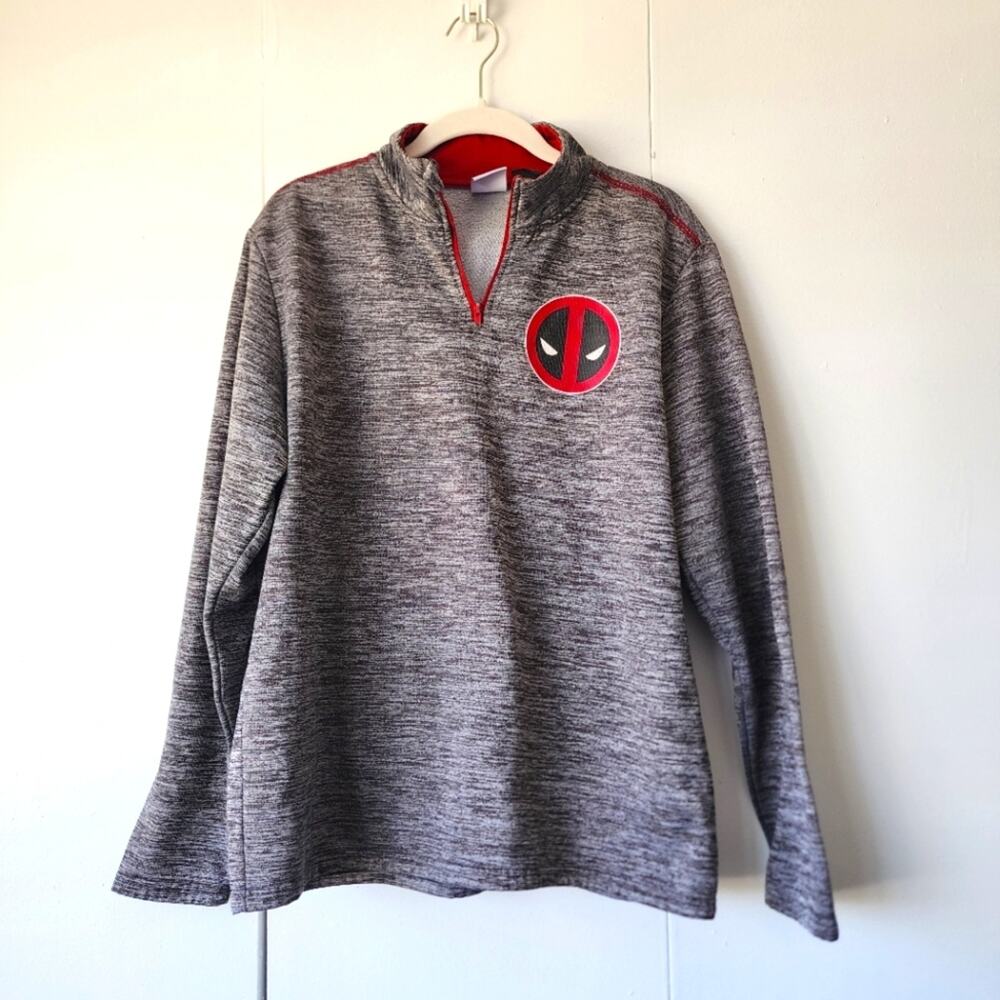 Marvel Deadpool Youth 1/4‑Zip Pullover — Size M (38/40)